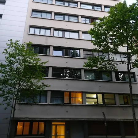 Bright Spacious Architects' Apt Near Park, With Terrace, View Of Sacre Coeur, Baby Ok! شقة باريس